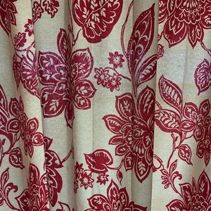 Farm house style, Floral curtains